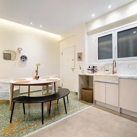 Renovated Kallimarmaro Apt In Athens Historic Center 雅典 Exterior photo