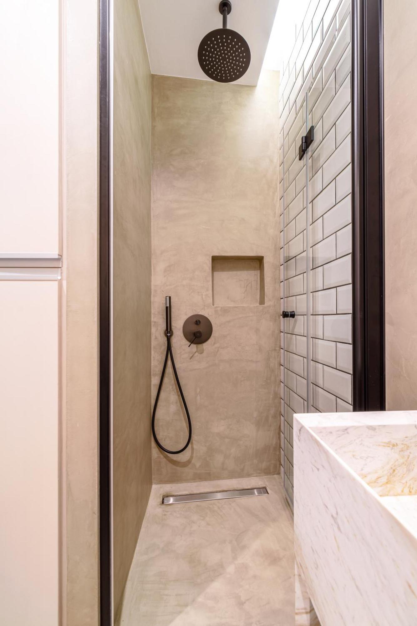 Renovated Kallimarmaro In Historic Center *